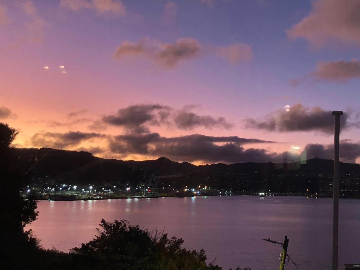 Incredible Views! Luxurious Studio & Outdoor Living Wellington Exteriör bild