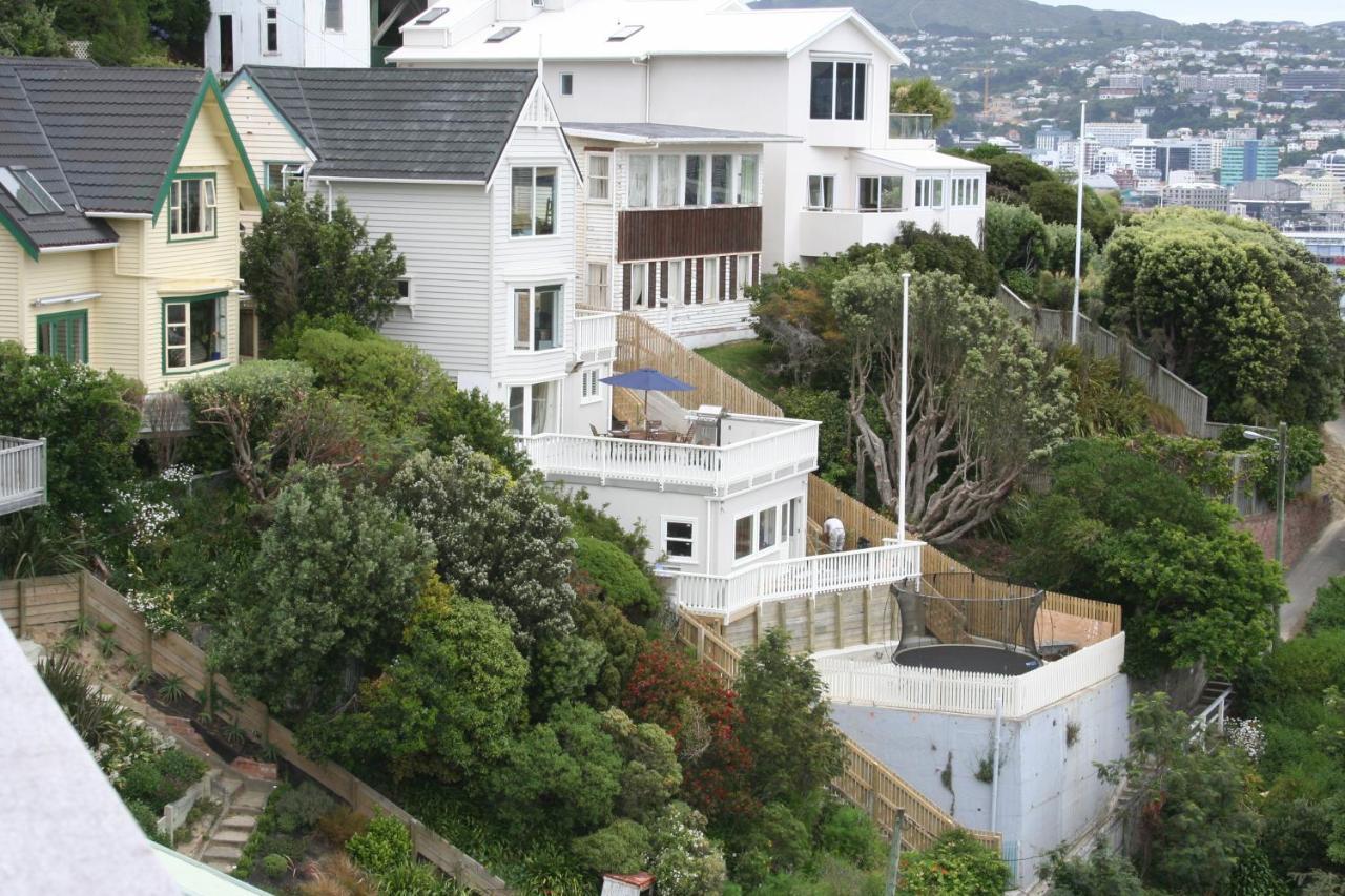 Incredible Views! Luxurious Studio & Outdoor Living Wellington Exteriör bild